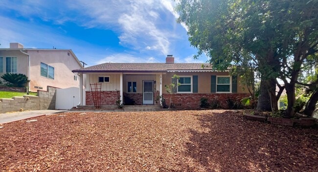 property at 626 Irving Dr
