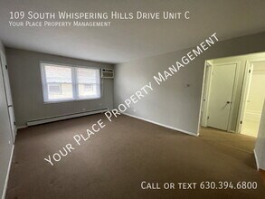 109 S Whispering Hills Dr in Naperville, IL - Building Photo - Building Photo