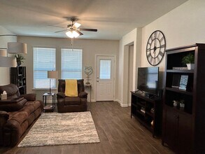 424 Skipper Ln in Azle, TX - Building Photo - Building Photo
