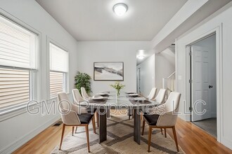 7050 S Throop St in Chicago, IL - Foto de edificio - Building Photo
