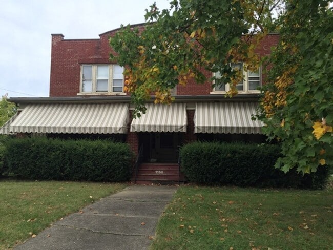 property at 1164 Northwest Blvd