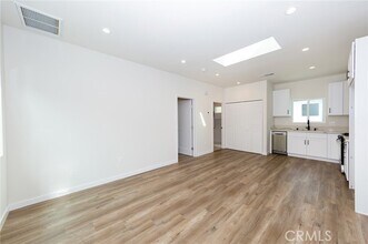 2361 Moss Ave in Los Angeles, CA - Building Photo - Building Photo