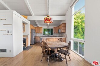 28370 Rey De Copas Ln in Malibu, CA - Building Photo - Building Photo