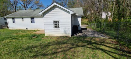 104 Brandau Dr in Knoxville, TN - Building Photo - Building Photo