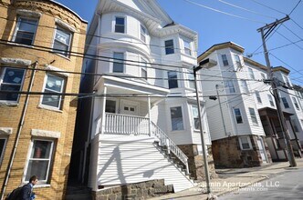 10 Parker Hill Ave, Unit 1 in Boston, MA - Foto de edificio - Building Photo