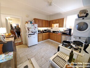 30 Garland Ave in Malden, MA - Building Photo - Building Photo