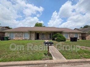 12742 Shannon Hills Dr in Houston, TX - Building Photo - Building Photo