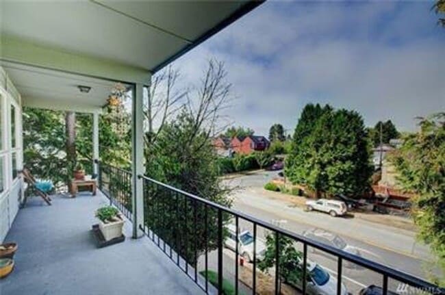 property at 5956 Fauntleroy Wy SW