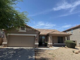 15440 W Jefferson St in Goodyear, AZ - Building Photo