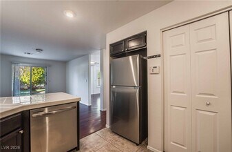 83 Ginger Lily Terrace in Henderson, NV - Building Photo - Building Photo