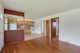 Balfour Apartments - Renewed Investments in Lincoln Park, MI - Building Photo - Interior Photo
