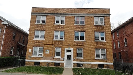 Brick 12 Unit in Hartford, CT - Building Photo