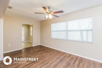 251 Redwood Rd in Venice, FL - Building Photo - Building Photo