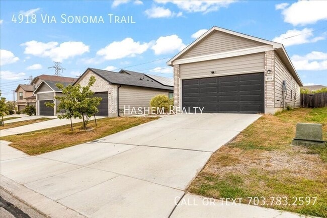 4918 Via Sonoma Trail in Converse, TX - Building Photo - Building Photo