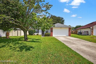 11048 Stutz Ct in Jacksonville, FL - Building Photo