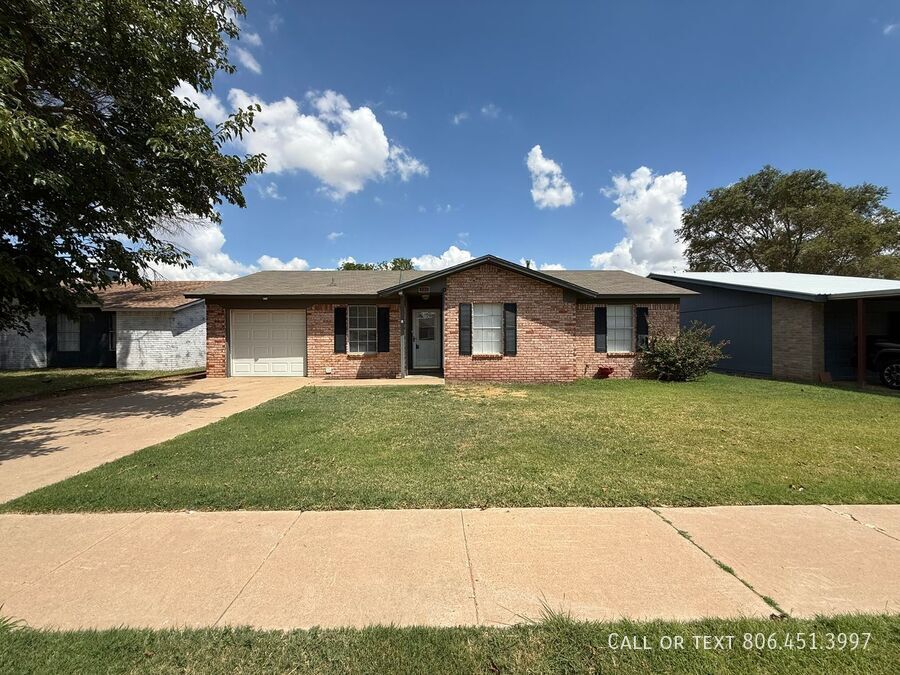 6126 36th St in Lubbock, TX - Building Photo