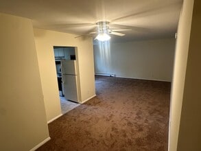 1060 New Haven Ave, Unit 1060 NHA in Milford, CT - Foto de edificio - Building Photo