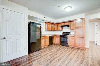 36 S Church St-Unit -C in Waynesboro, PA - Foto de edificio - Building Photo