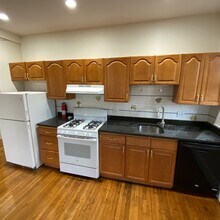 1412 Commonwealth Ave in Boston, MA - Building Photo - Building Photo