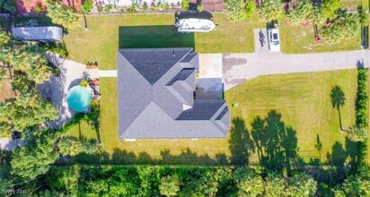 3502 40th Ave SE in Naples, FL - Building Photo - Building Photo