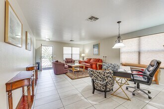 1836 N Parkside Ln in Casa Grande, AZ - Building Photo - Building Photo