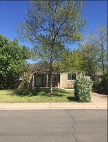 1920 Xanthia St in Denver, CO - Building Photo
