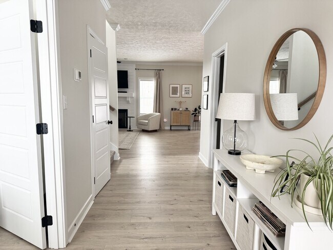 958 Alton Dr in Clarksville, TN - Building Photo - Building Photo