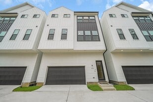 6746 Del Rio St in Houston, TX - Building Photo