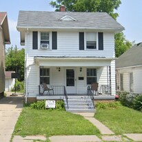 1019 Booth Ave in Toledo, OH - Building Photo