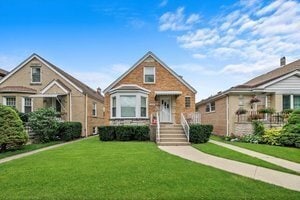 property at 5030 N Moody Ave