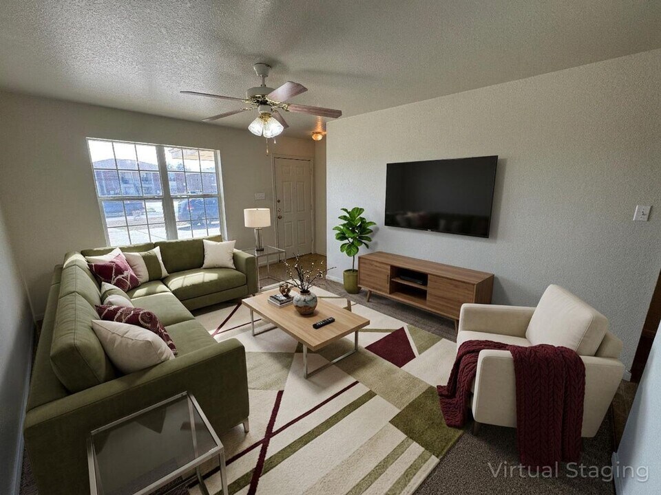 404 Brittney Way, Unit #B in Harker Heights, TX - Foto de edificio