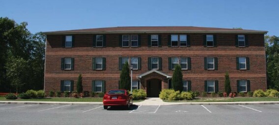 River Bridge Apartments in Camden, NC - Foto de edificio - Building Photo