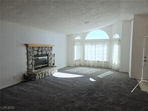 250 S E Comstock Cir in Pahrump, NV - Building Photo - Building Photo