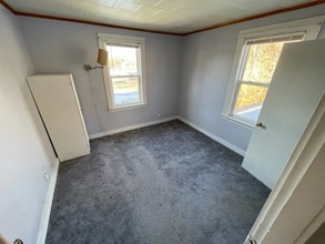 47 Bowdoin St in Millinocket, ME - Building Photo - Building Photo
