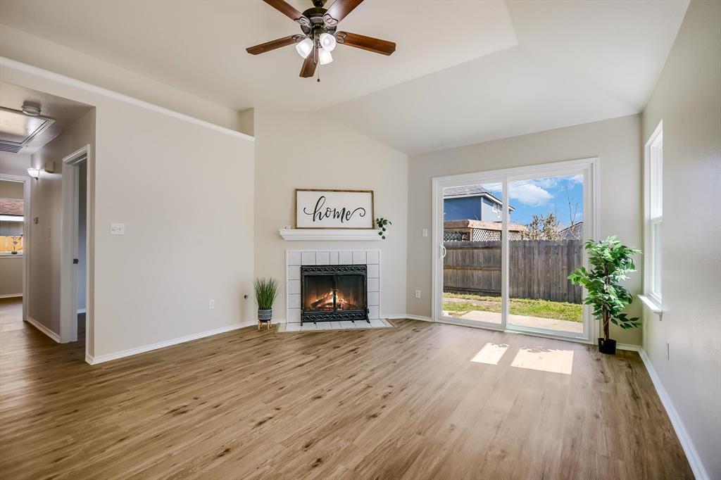1605 Southwestern Trail in Round Rock, TX - Building Photo