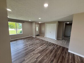 3579 Timbrook Ct in Dayton, OH - Building Photo - Building Photo