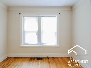 1904 W Winnemac Ave, Unit 1 in Chicago, IL - Building Photo - Building Photo