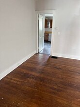 4206 W Muhammad Ali Blvd in Louisville, KY - Building Photo - Building Photo