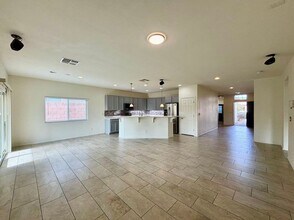 113 Chino Ave in North Las Vegas, NV - Building Photo - Building Photo