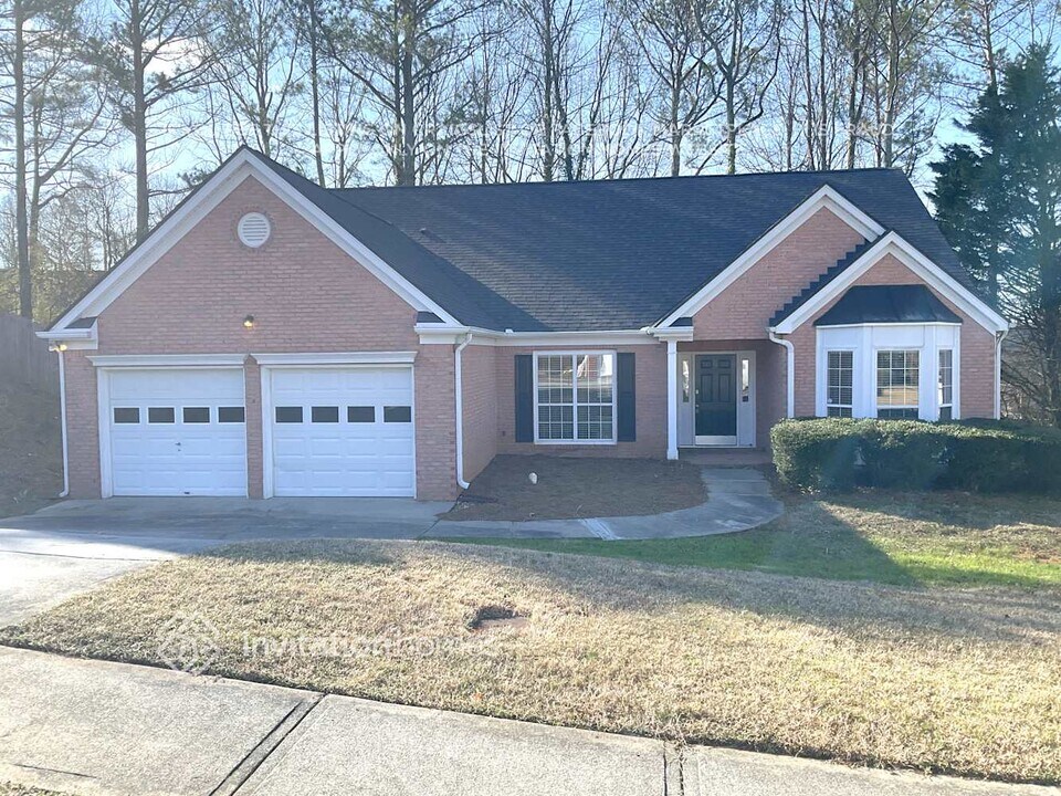 1072 Wildwood Wake Bend in Dacula, GA - Building Photo