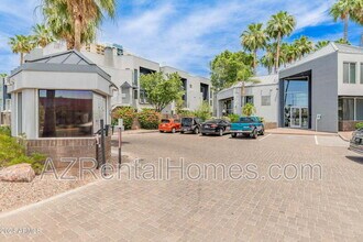 3633 N 3rd Ave in Phoenix, AZ - Foto de edificio - Building Photo