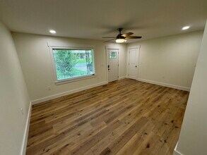 605 Shipp Ln in Scottsboro, AL - Building Photo - Building Photo
