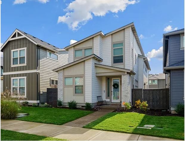 8138 SE Reddington St