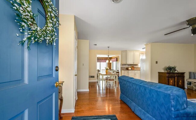 44 Pocahantos Dr in Earleville, MD - Building Photo - Building Photo