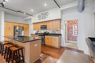 412 Dauphin St in Mobile, AL - Building Photo - Building Photo