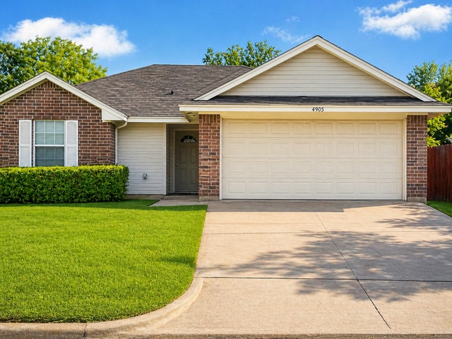 property at 4905 Brianhill Dr