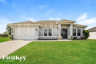 2519 NW 7th St in Cape Coral, FL - Building Photo