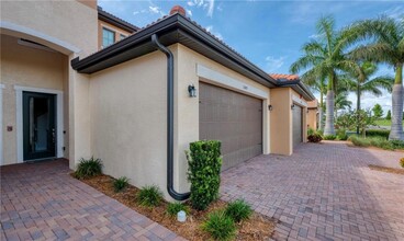 23479 Awabuki Dr in Venice, FL - Building Photo - Building Photo