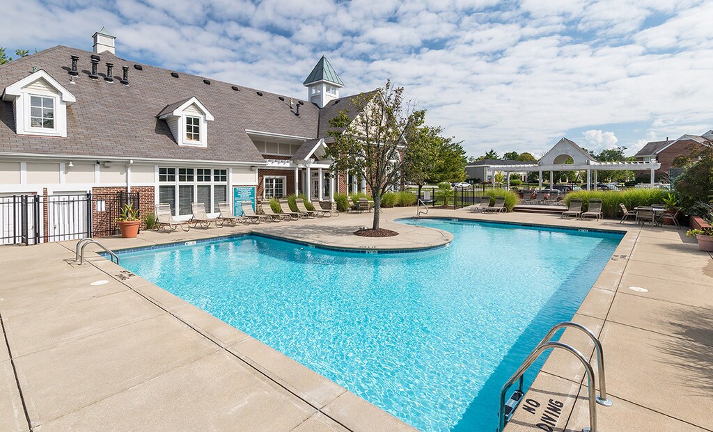 Stonegate Apartments in Cincinnati, OH