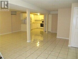 33 Kingsplate Crescent in Toronto, ON - Building Photo